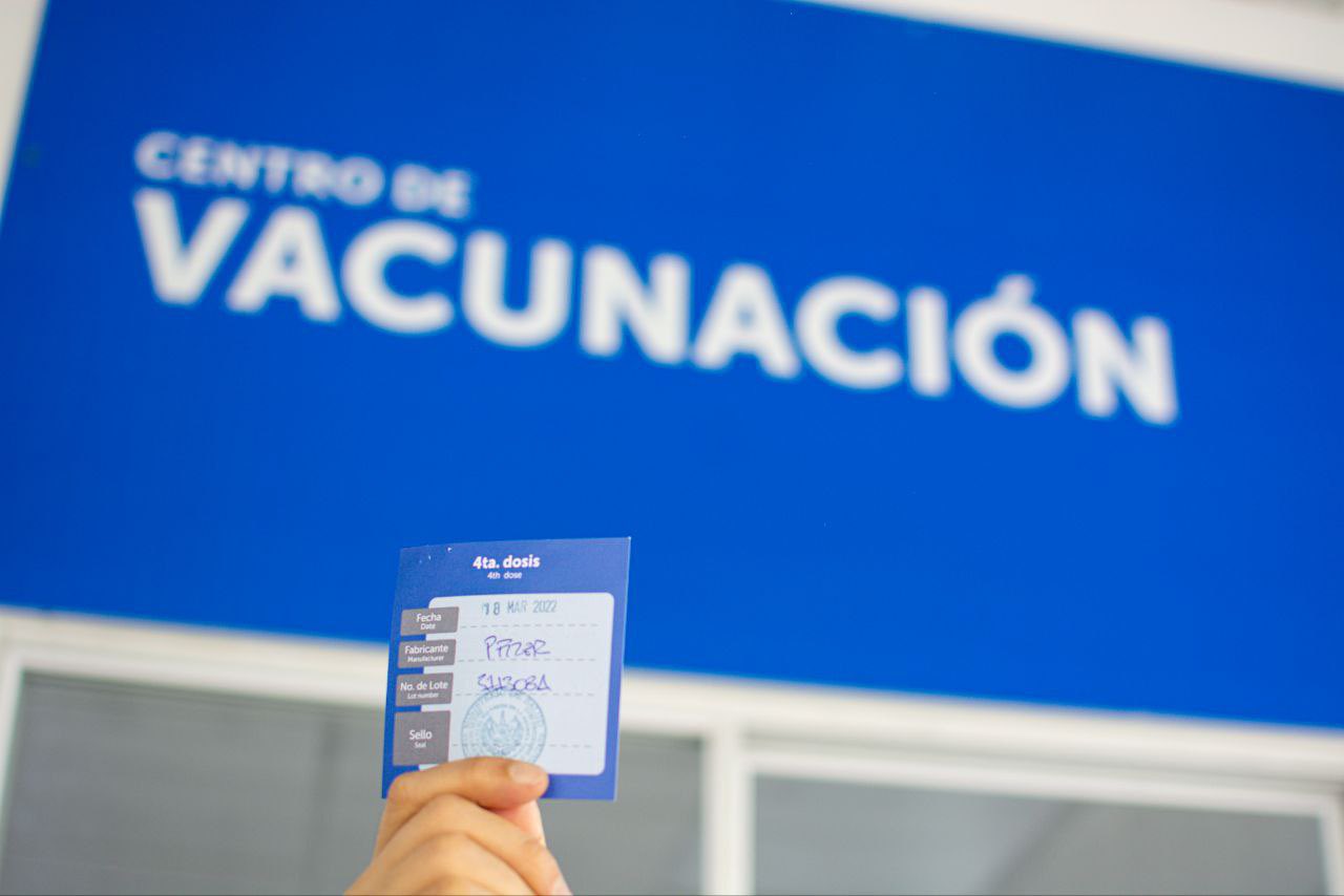 Gobierno invita a la población salvadoreña a aplicarse la cuarta dosis de la vacuna contra el COVID-19 gobierno-invita-a-la-poblacion-salvadorena-a-aplicarse-la-cuarta-dosis-de-la-vacuna-contra-el-covid-19